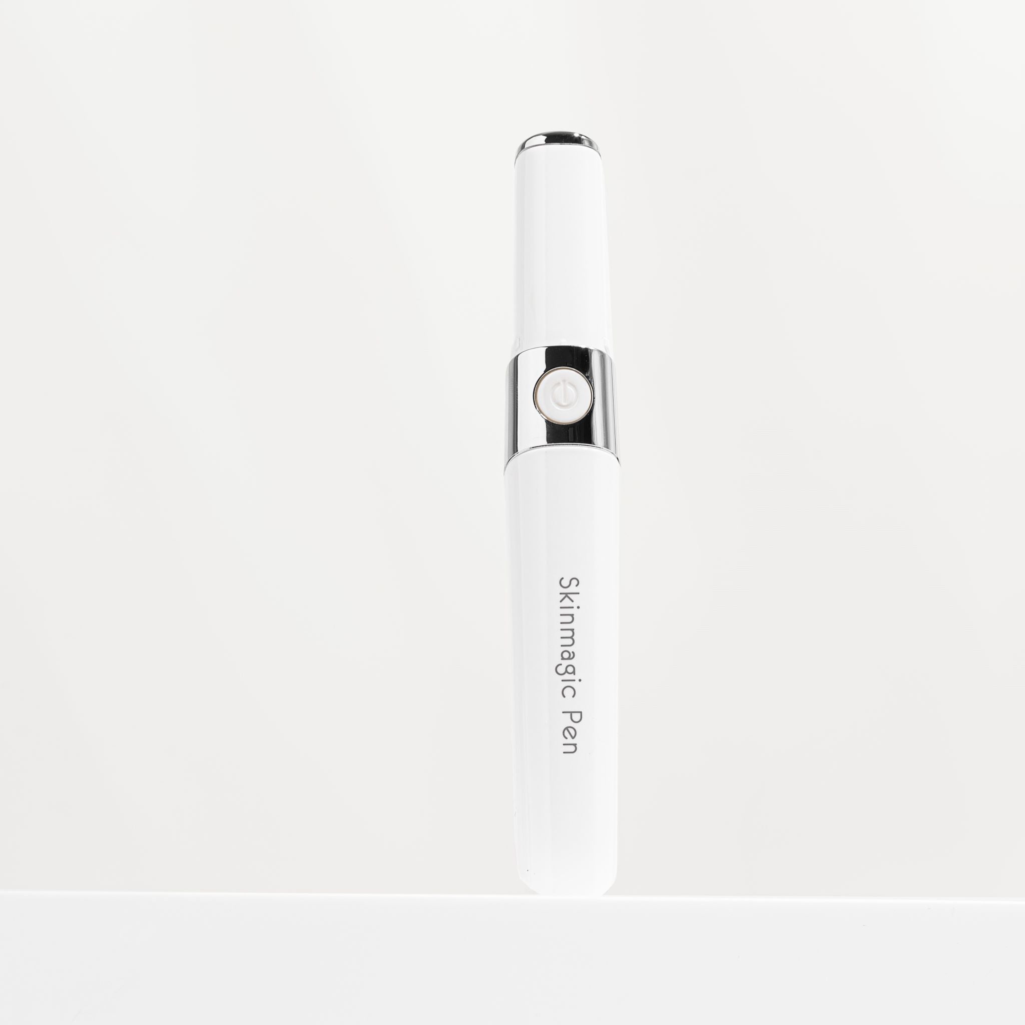 SkinMagic Pen with Sonic and LED for Eyes & Lips - JULIE LINDH